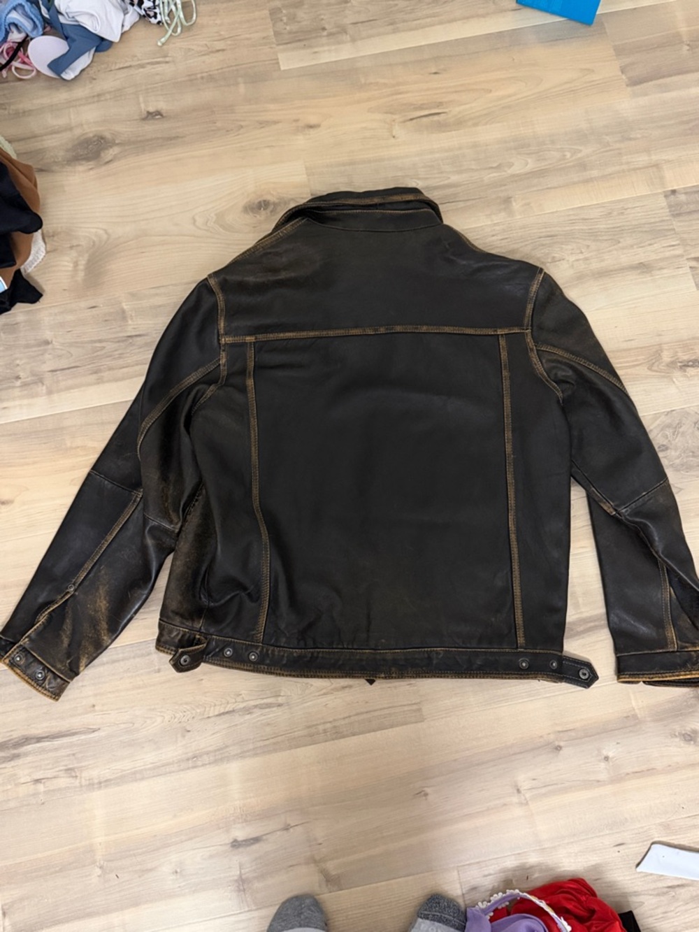 size large Tommy Bahama men’s dark brown vintage leather jacket - Picture 2 of 6